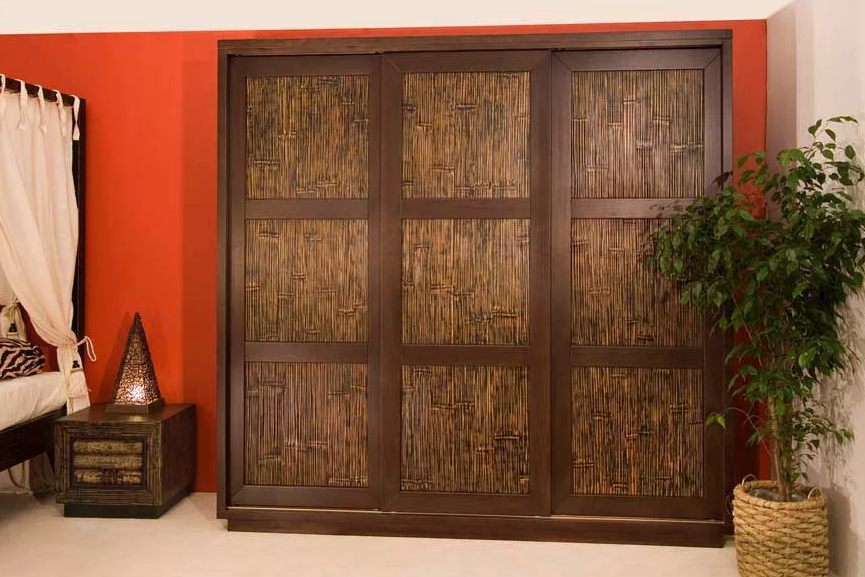 Бамбуковые шкафы — собственный выгодный и стильный вариант кабинета