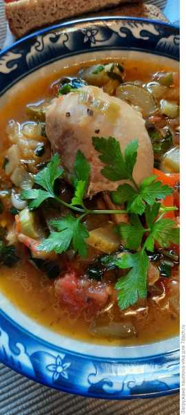 Густой томатный суп с луком-пореем и пряными травами. Пошаговый рецепт с фото